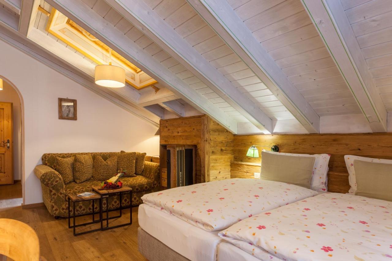 Hotel Berghof เซอร์แมท ภายนอก รูปภาพ
