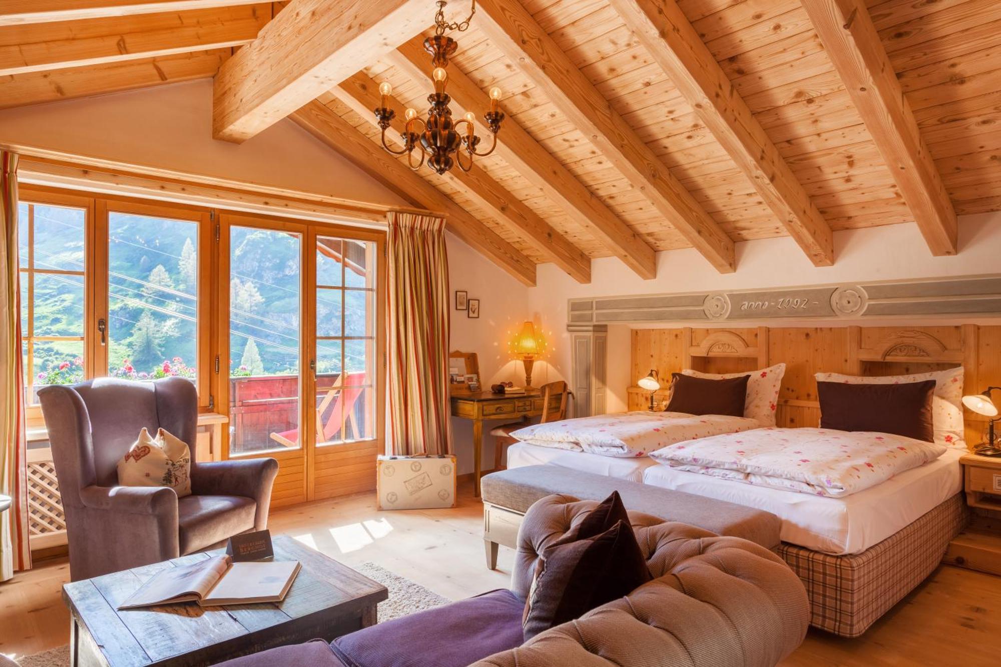 Hotel Berghof เซอร์แมท ภายนอก รูปภาพ